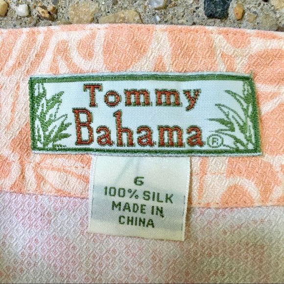 Tommy Bahama 100% Silk Floral Orange Shorts Size 6 - Picture 2 of 6